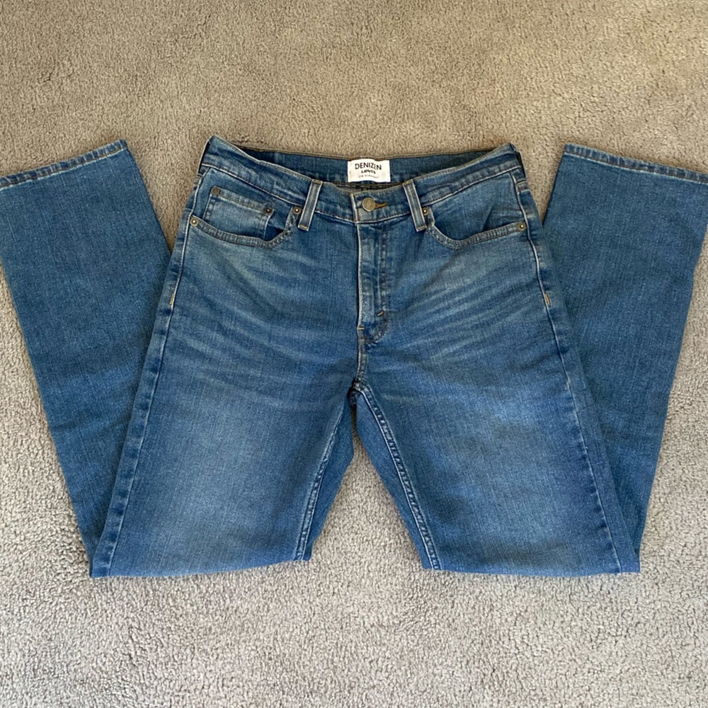 DENIZEN® from Levi's® Women's Mid-Rise 218 Straight Leg Jeans